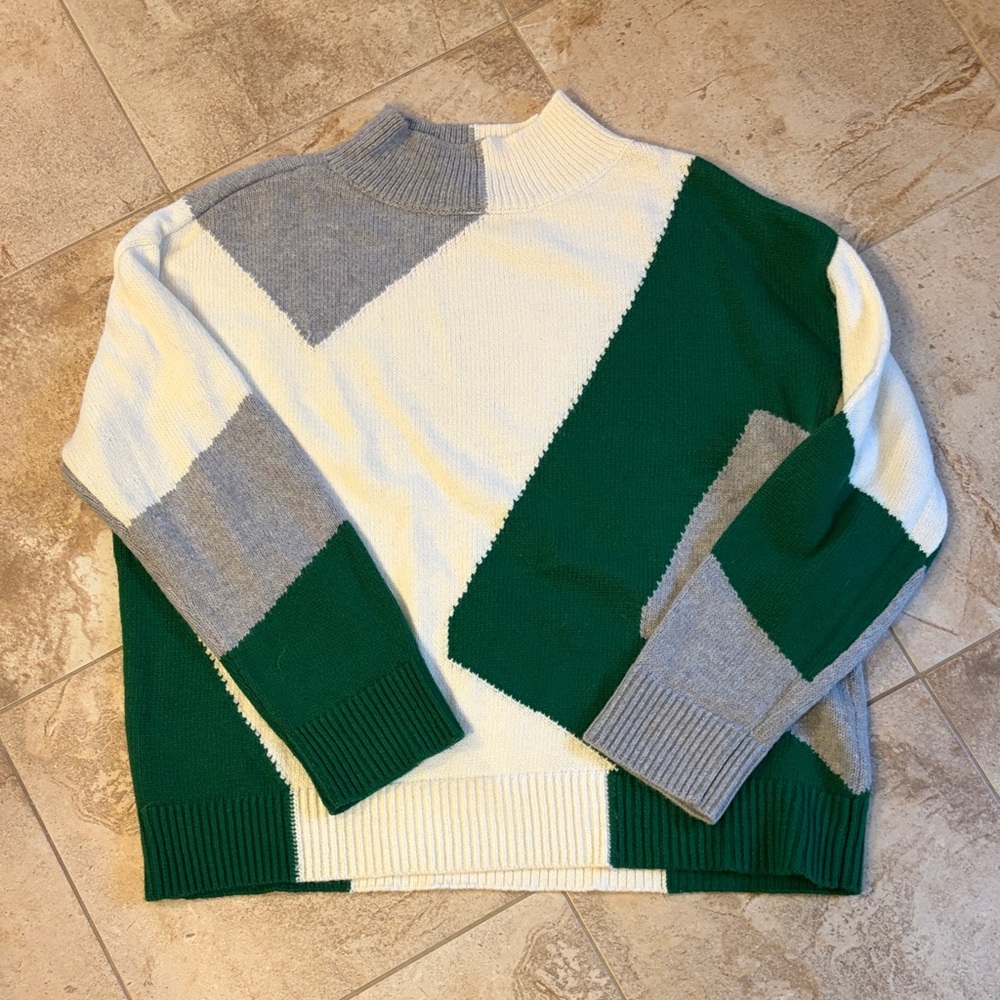 Vince Camuto Green, White & Gray Colorblock Knit Sweater